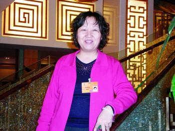 周秉建深情回忆伯父周恩来伯伯让我尝到苦瓜苦