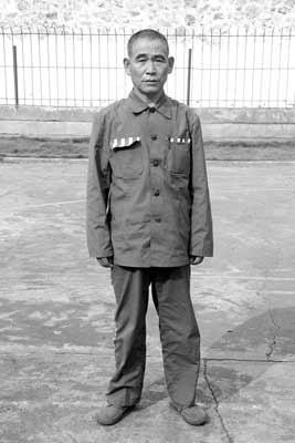 广西钟山民政局原局长滥用职权:谁不听话就拿