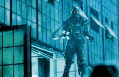 电影《终结者4》 新机器人T-600造型曝光(图)