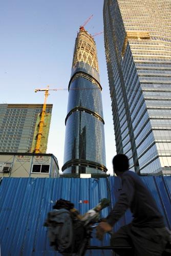 广州第一高楼1300米,世界第一高楼2400米 "广州第一高楼"遇"9·11"也不倒塌
