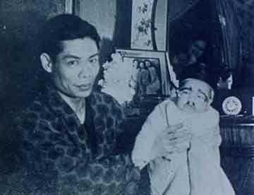 历史 历史纪事 人物 > 正文 叶问老先生是广东佛山人,40年代后期因战图片