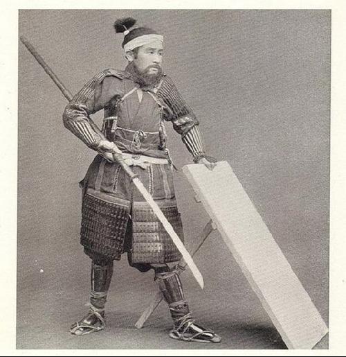 德川家康之后200年:日本武士的形象[组图]