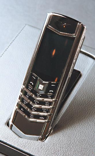 全球最贵手机亮相台北 叫价680万新台币(图)