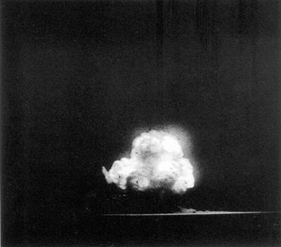 1945年7月16日 首颗原子弹试爆成功