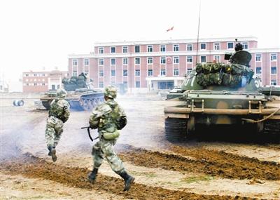 中国军队最大规模城市作战训练场启用(图)