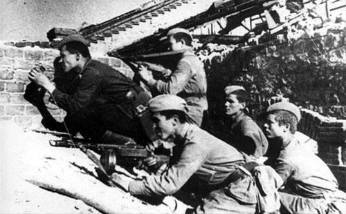 斯大林格勒战役纪实:苏军抓捕俘虏[组图]