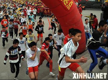 体育界委员呼吁重视全民身体素质滑坡:中国人