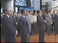 江泽民视察上海交大 师生高呼欢迎回母校