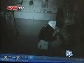 男子偷成人用品“上瘾” 网友调侃欲火太盛