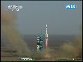 实拍：神九点火瞬间 尾焰成x字形
