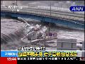 海啸来袭现场：轮船倾覆 恶浪灭城