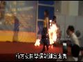 人体彩绘表演现场失火 模特淡定走秀