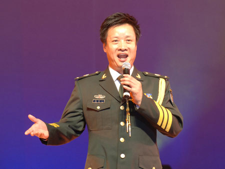 2011-08-09 鲁豫有约 - 当兵的人--兵营岁月 - 凤