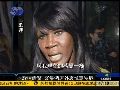惠特尼歌迷聚集酒店外哀悼偶像