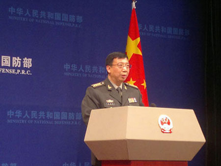 闻大直播 - 国防部:日本应反省自身军事策略 - 凤