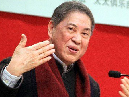 2012-05-29 解码陈文茜 - 陈文茜专访白先勇 谈