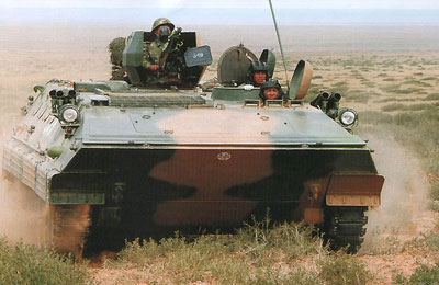 90年代装备中国陆军的86式装甲车