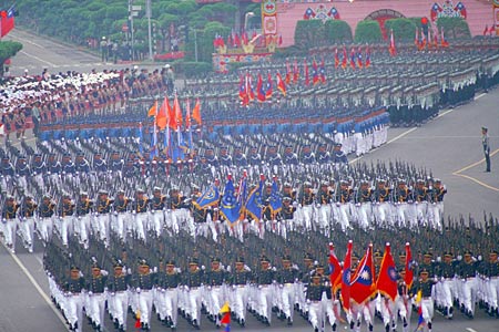 资料组图(一):台湾1991年阅兵