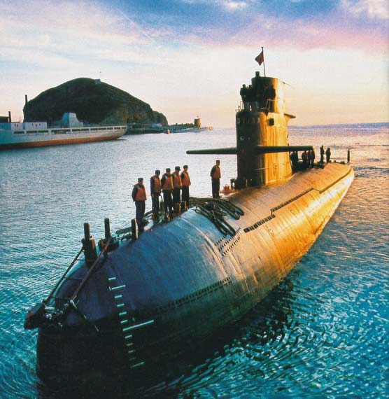 潜艇高清图片
