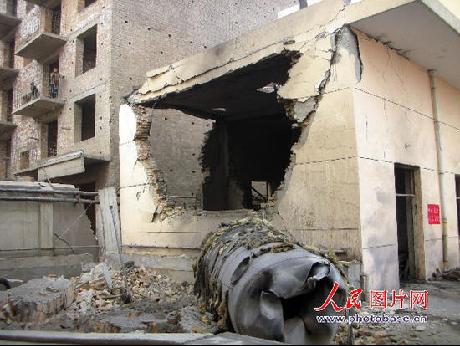 山西运城校园锅炉爆炸四名学生受伤(组图)