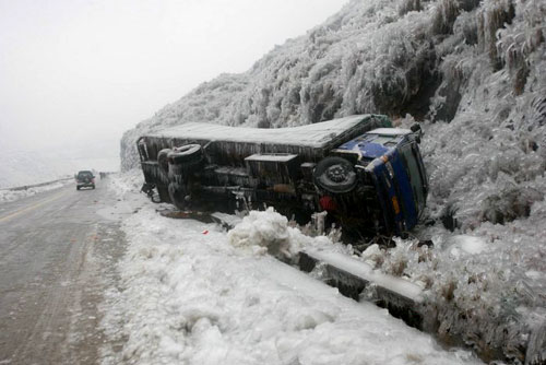 没有文字,就让照片来说话吧:镜头下的08年中国雪灾(转载)