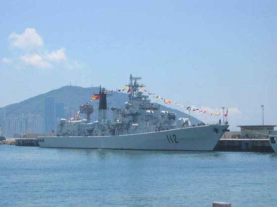 中国海军枪炮长称112号驱逐舰武器多数已落后