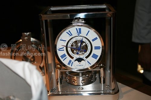 3、 Jaeger-LeCoultre 空气钟的价格？：这是什么牌子的手表？这个值多少钱？ 