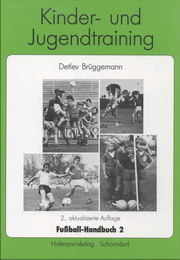 《足球训练手册2:青少年足球训练法》