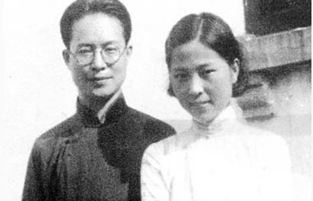年轻的沈从文和夫人张兆和,典型的才子佳人