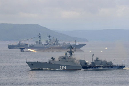 俄方:美进入格鲁吉亚 俄舰队也会进入加勒比海_军事频道_凤凰网