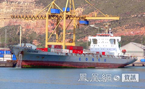 中国海军护航承运进口苏丹原油的中国油轮