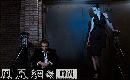 模特又“王子模特”Freja Beha Erichsen 摄影师则是由Karl Lagerfeld亲自操刀。