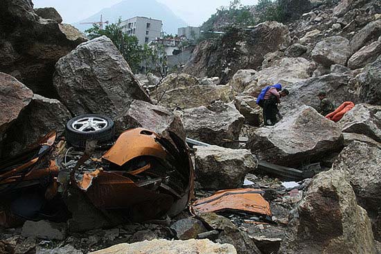 2008年5月13日，大地震后的北川县城。