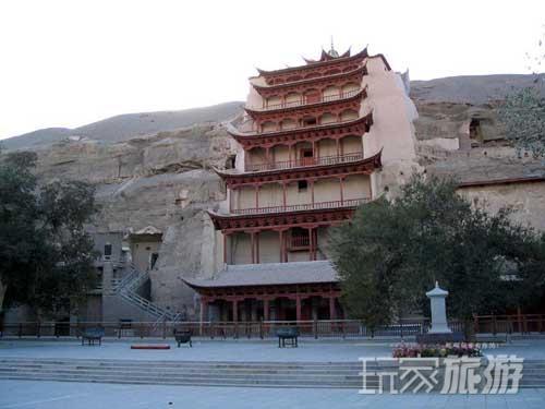 中国最美的六大石窟之首：敦煌莫高窟

