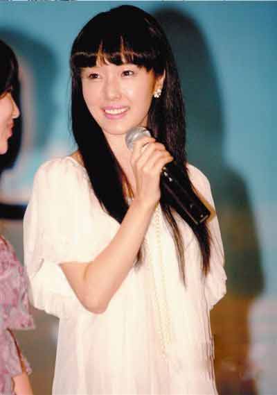 李贞贤期待唱中文歌 出道十年将在中国开演唱