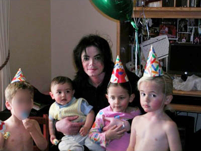 杰克逊与孩子们。