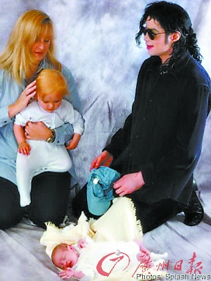 迈克尔·杰克逊生前与第二任妻子黛比·罗