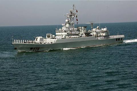 中国海军江卫ii级528绵阳号护卫舰参见青岛海