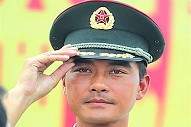 32岁的军旗手朱振华将成为60周年国庆受阅第一兵