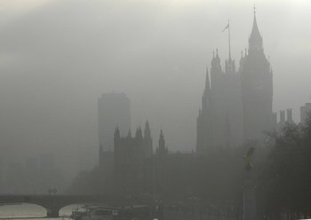 昔日雾都伦敦加强空气监测 应对新问题