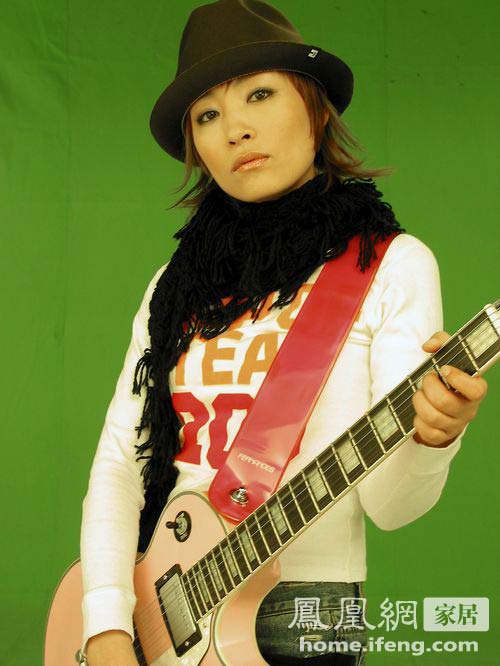 坠楼身亡 看女歌手陈琳心酸的豪宅历程[组图]