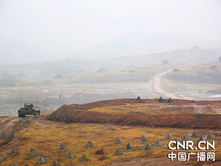 12日,位于皖东的南京军区三界训练基地,"必胜―2009"战斗实施阶段演习
