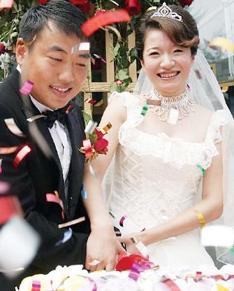 领先中国篮球虎体育:王楠盘点张怡宁杜丽家最李晓虎宝宝图片