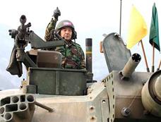 韩国陆军参谋长亲自试驾K1A1主战坦克