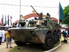 斯里兰卡展示中国造轮式战车 剿灭猛虎作用重大