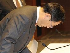 日本丰田公司总裁就丰田汽车全球召回事件道歉[图集]