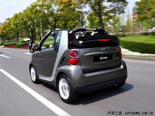 “玩具”中的奢侈品 试驾smart fortwo(4)