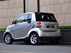 “玩具”中的奢侈品 试驾smart fortwo