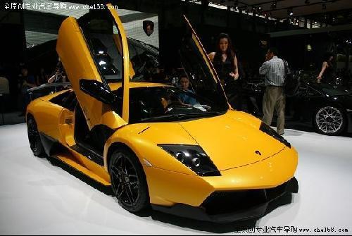 兰博基尼Murcielago LP 670-4 SV实拍 