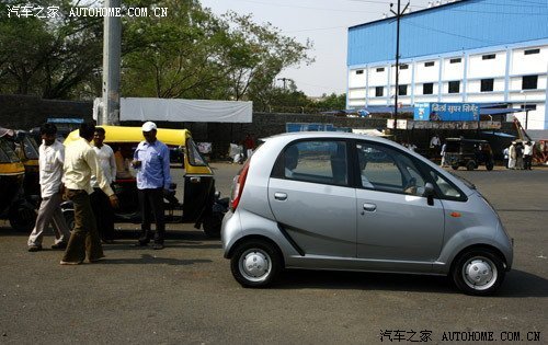 打造世界最便宜之车！海外试Tata Nano